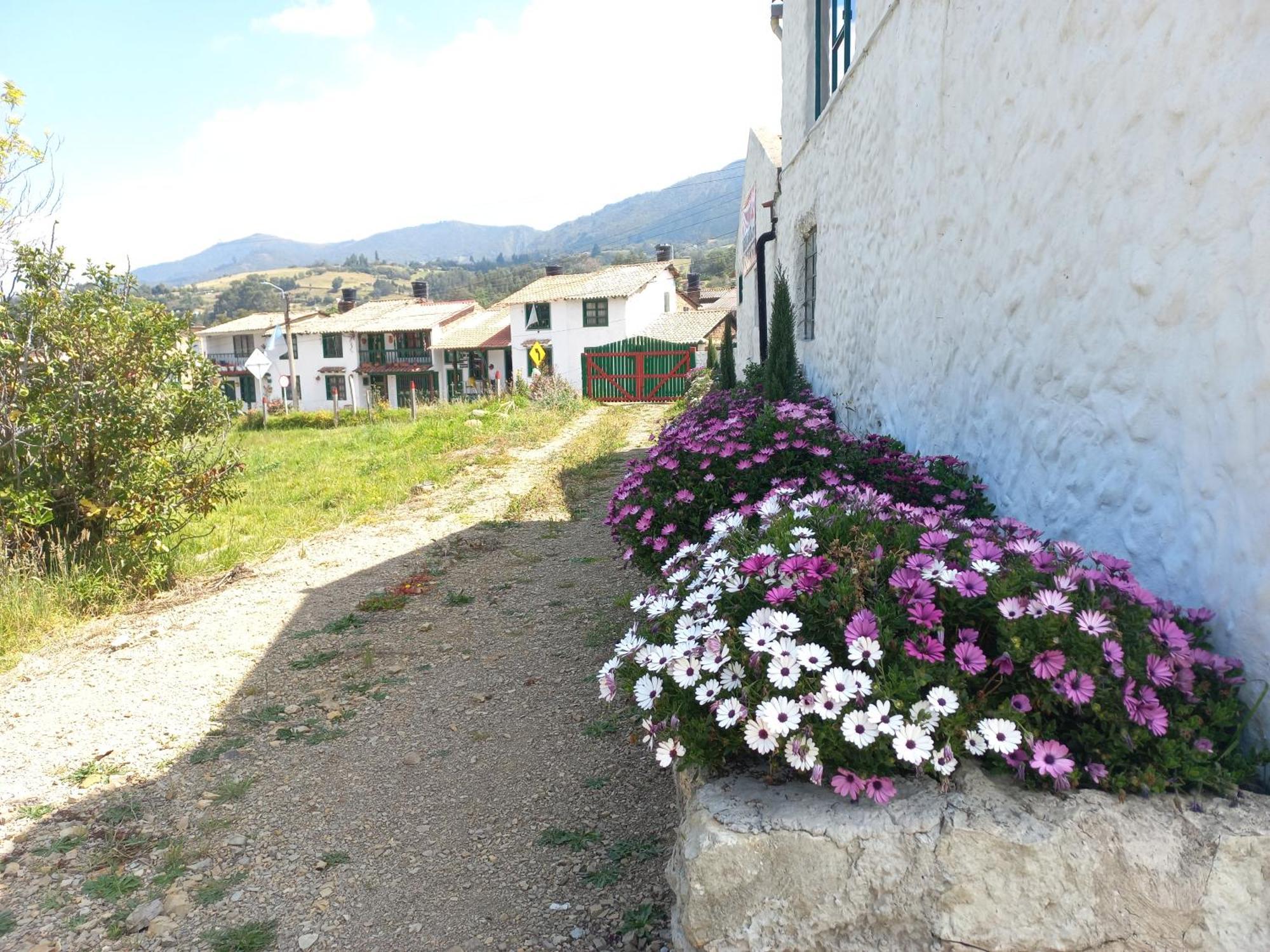 Hospedaje Y Camping Del Rio Monguí Eksteriør billede