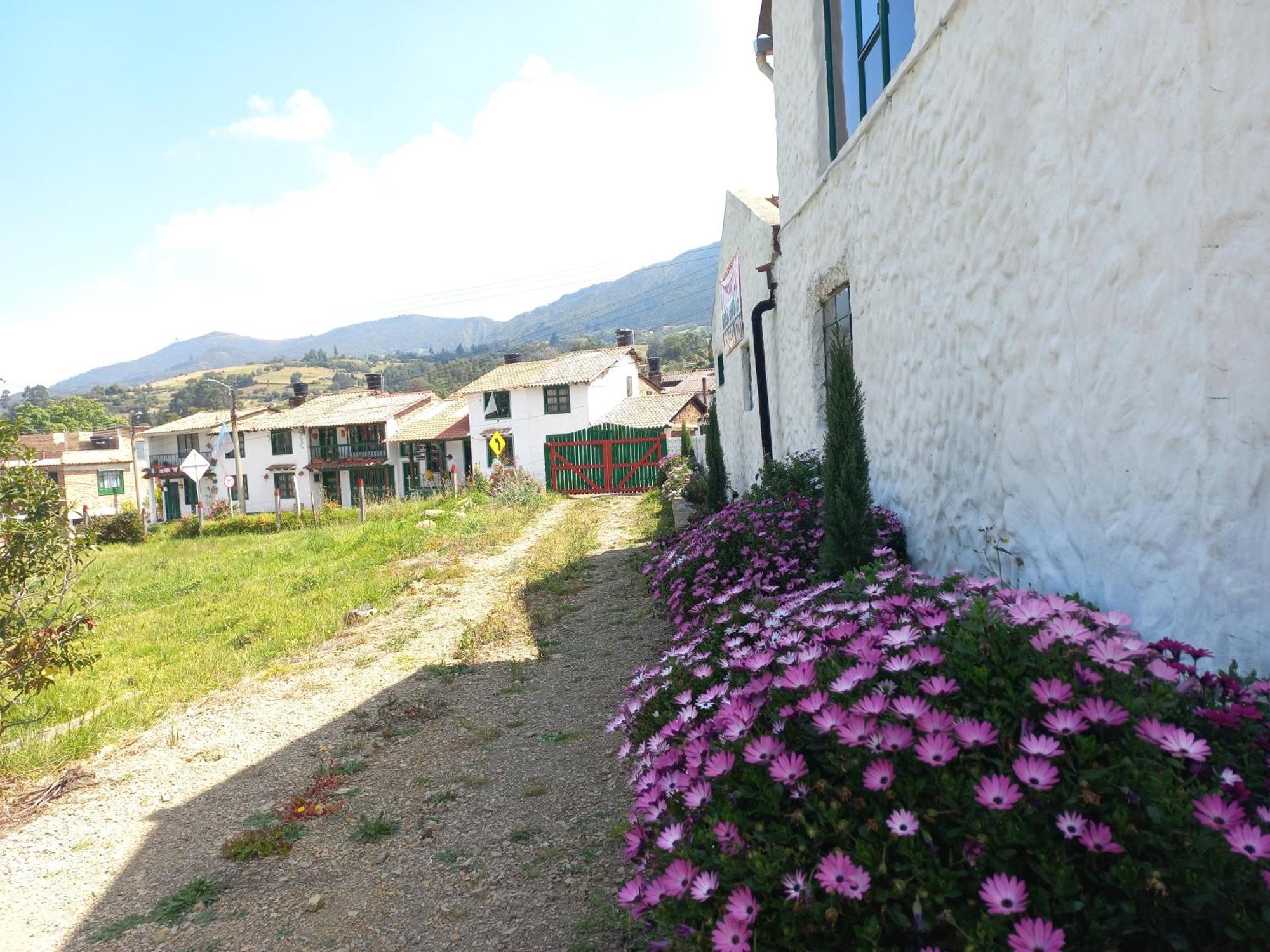 Hospedaje Y Camping Del Rio Monguí Eksteriør billede